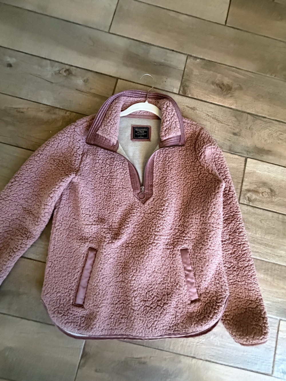 Abercrombie & Fitch Dusty Rose Teddy Quarter-Zip Jacket